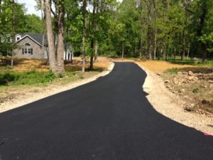 blacktop paving a driveway in mechanicsburg pa