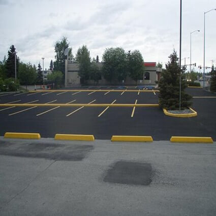 asphalt sealcoating