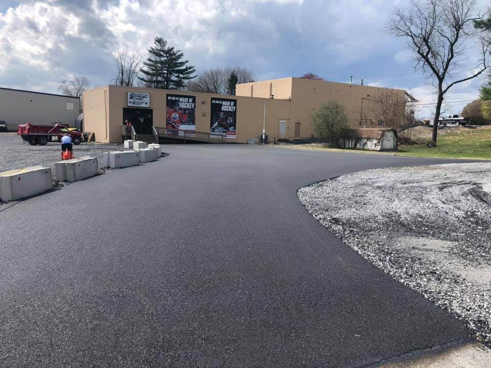 asphalt paving